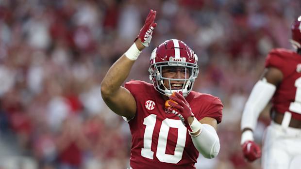 Linebacker Henry To'oTo'o